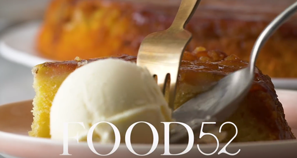 Caramelized banana upside-down cake