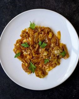 Caramelized endives with leeks and onions