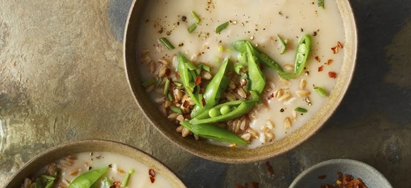 Caramelized garlic and potato soup