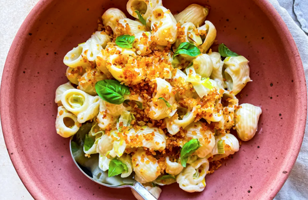 Caramelized leek pasta