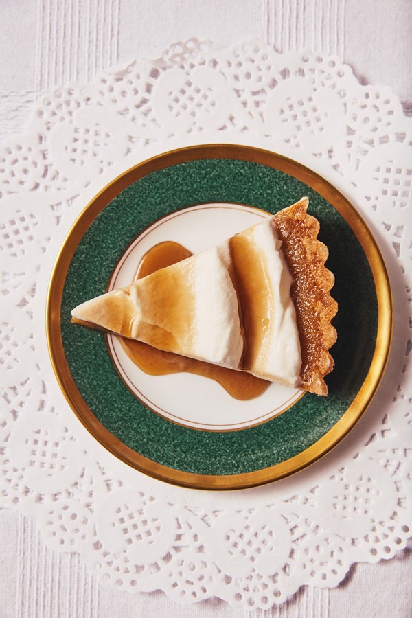 Caramelized maple tart