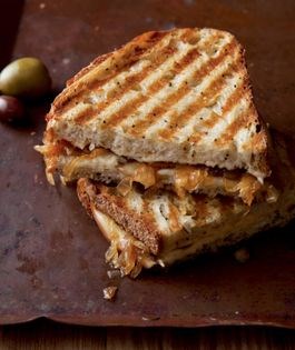 Caramelized onion & smoked Gouda
