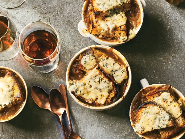 Caramelized onion and bread soup with brûléed blue cheese