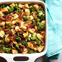 Caramelized onion breakfast casserole