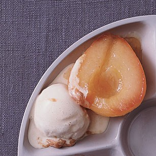 Caramelized pears with dulce de leche ice cream