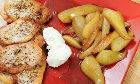 Caramelized pears with fennel seed crackers