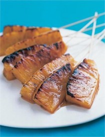 Caramelized pineapple with hot chocolate sauce