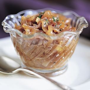 Caramelized red onion relish