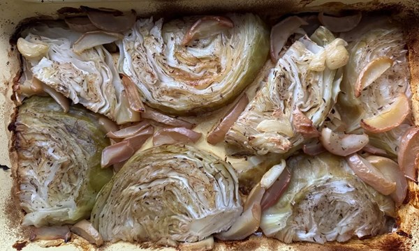 Caramelized roast cabbage