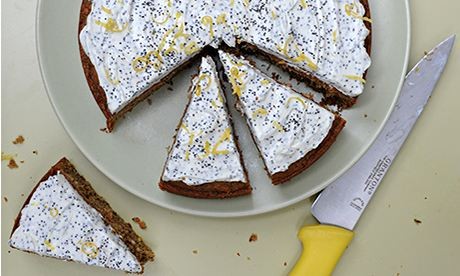 Caraway carrot cake with poppy seeds