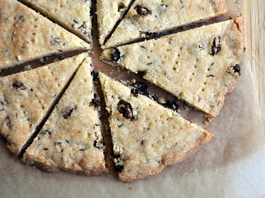 Caraway raisin shortbread