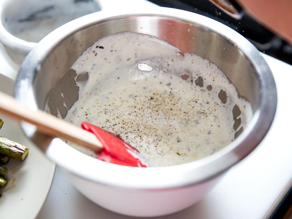 Caraway-yogurt sauce for vegetables