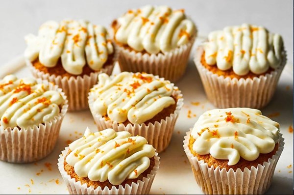Cardamom & carrot cupcakes