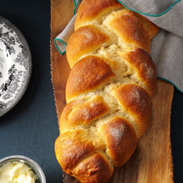 Cardamom braid bread