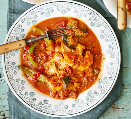 Cardamom chicken with lime leaves
