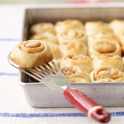 Cardamom-lime sweet rolls