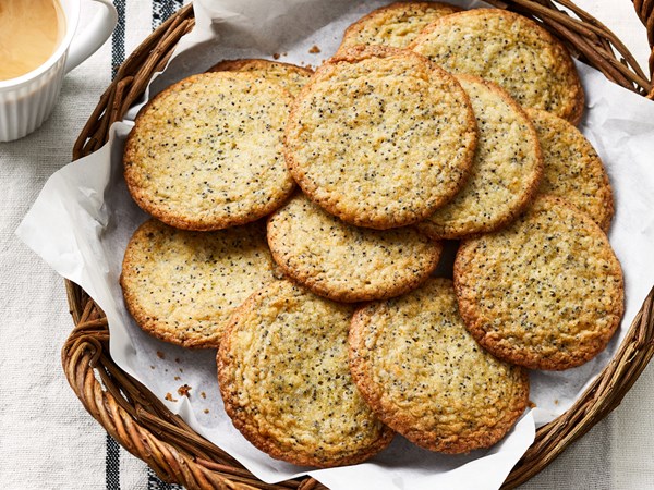 Cardamom-poppy seed cookies