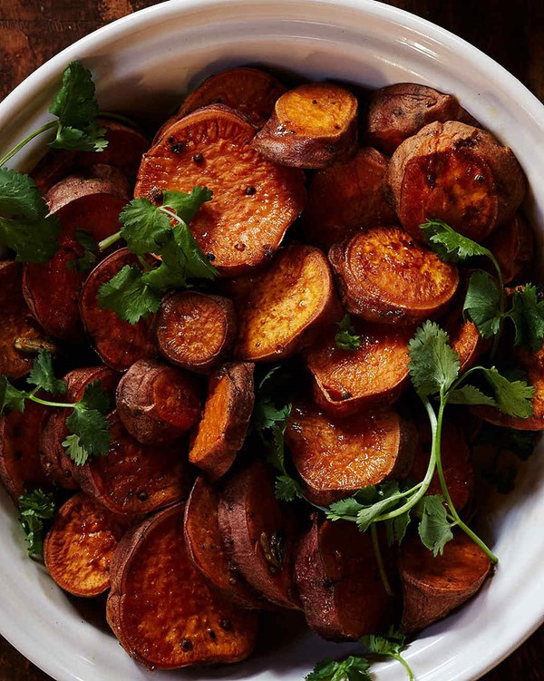 Cardamom-scented sweet-potato rounds with cilantro