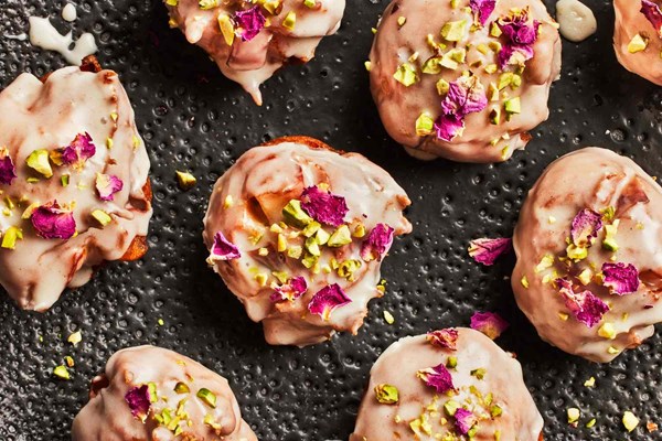 Cardamom-spiced apple fritters