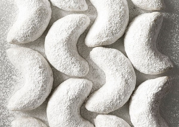 Cardomom crescents