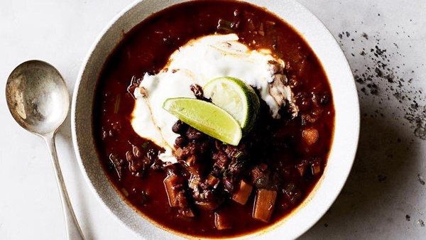 Caribbean-style black bean soup