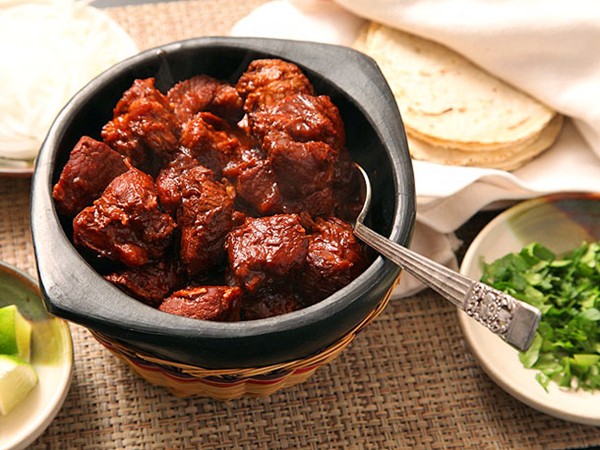 Carne adovada (New Mexico-style pork with red chilies)
