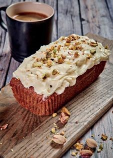 Carrot & cardamom cake