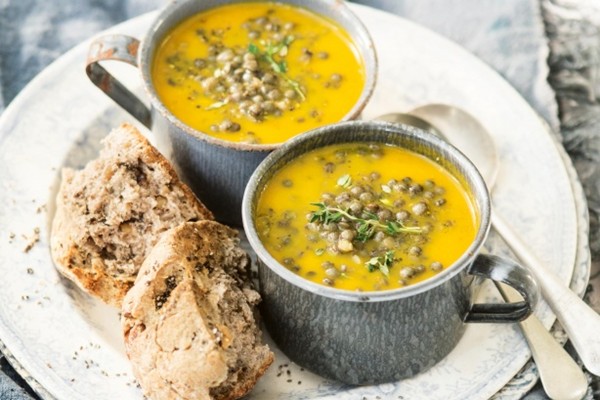 Carrot & ginger soup with French-style lentils
