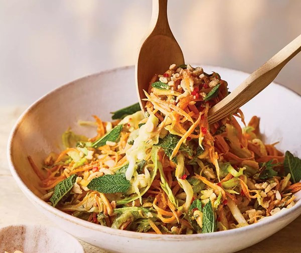 Carrot & peanut butter salad
