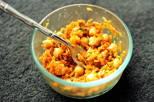 Carrot and chickpea salad