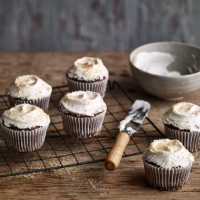 Carrot and coconut cupcakes with toasted coconut frosting