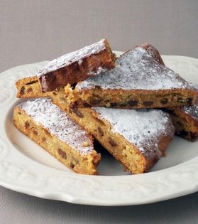 Carrot and fruit cake