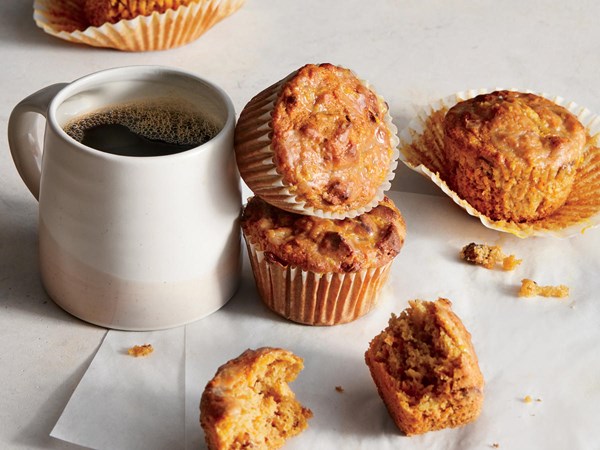 Carrot-apple muffins with orange glaze