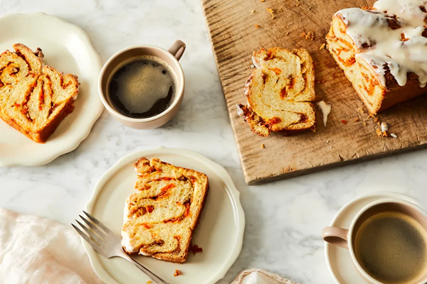 Carrot cake babka