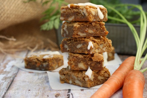 Carrot cake blondies