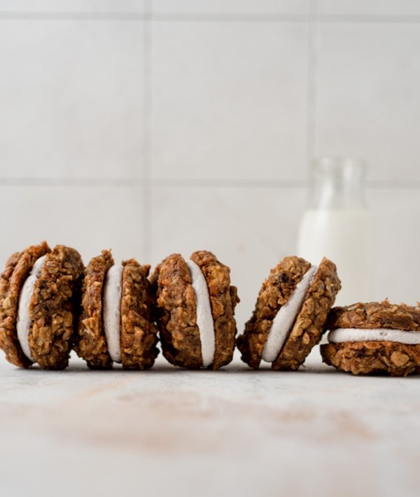 Carrot cake cookies