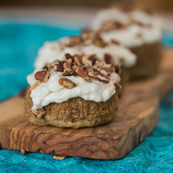 Carrot cake cupcakes