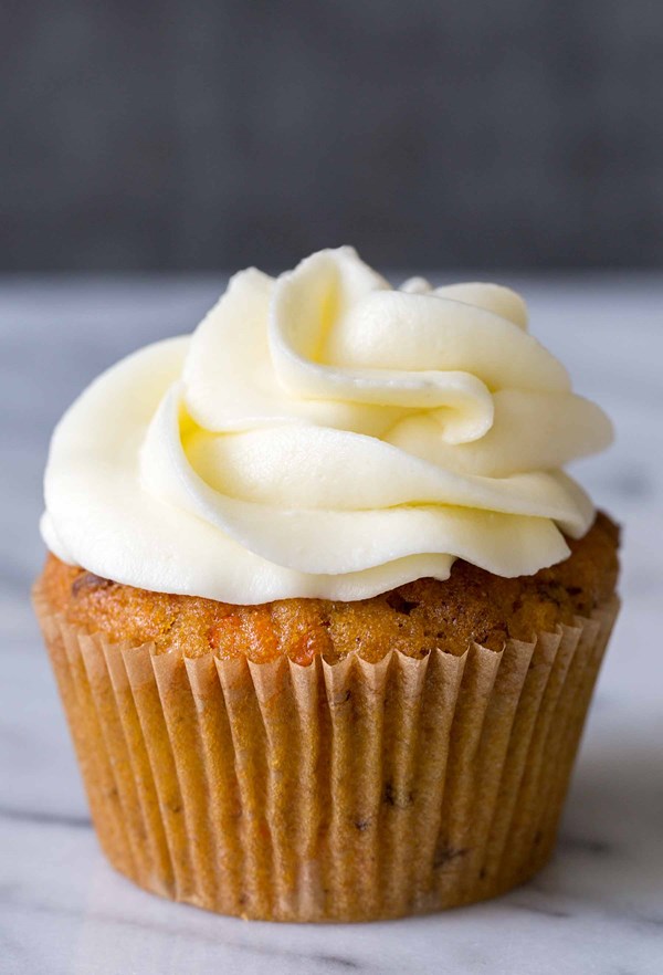 Carrot cake cupcakes