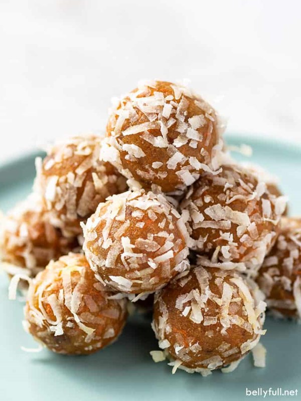 Carrot cake energy balls
