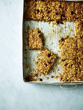 Carrot cake flapjacks