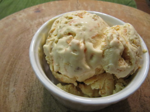 Carrot cake ice cream