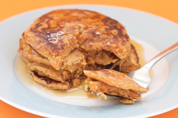 Carrot cake pancakes