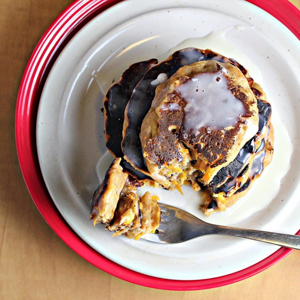 Carrot cake pancakes