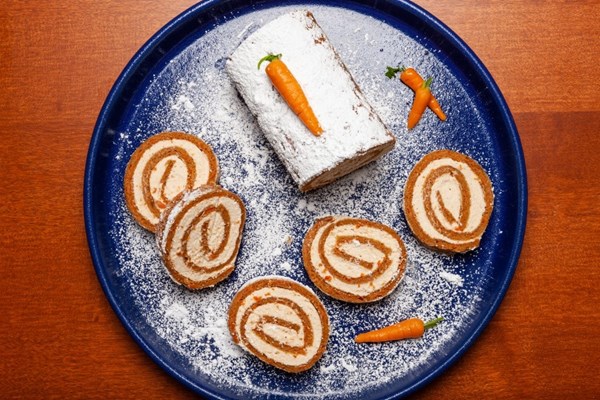 Carrot cake roll