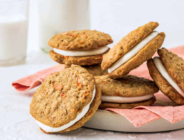 Carrot cake sandwich cookies [sour cream buttercream]