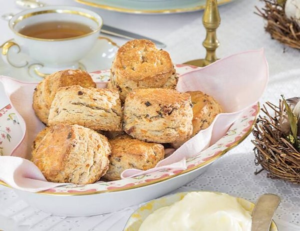 Carrot cake scones
