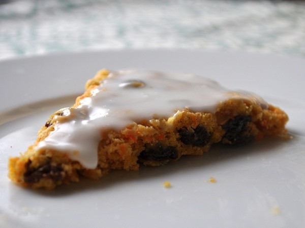 Carrot cake scones with cream cheese icing