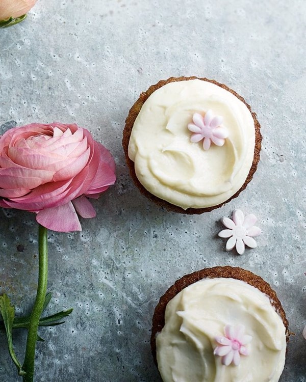 Carrot cupcakes (nut free)