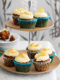 Carrot cupcakes with cream cheese frosting