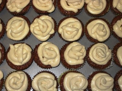 Carrot cupcakes with maple cream cheese frosting